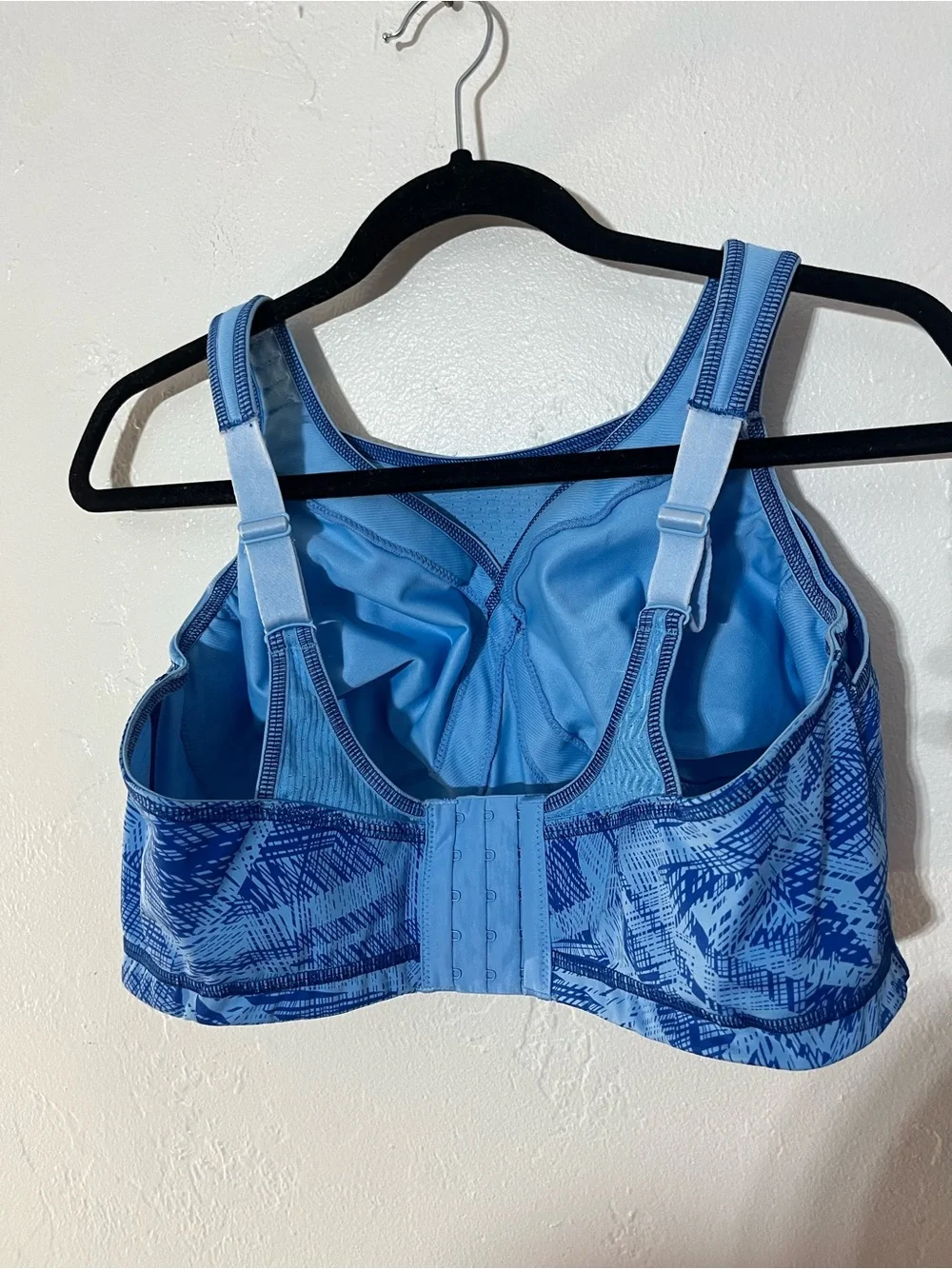 NEW Glamorise Sport 1167 Elite Performance Adjustable Wireless Sports Bra 42F